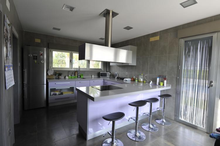 CHALET PARA VIVIR TODO EL AÑO Y EN YECLA