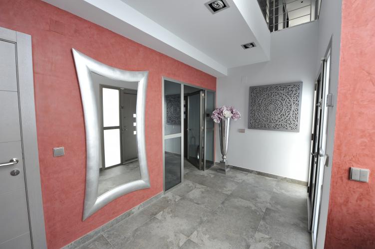 CHALET PARA VIVIR TODO EL AÑO Y EN YECLA