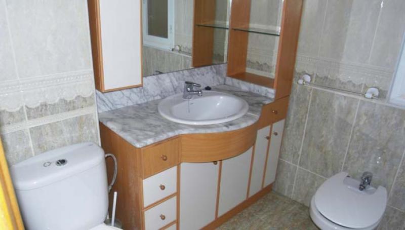 PISO MUY CENTRICO REFORMADO Y AMUEBLADO