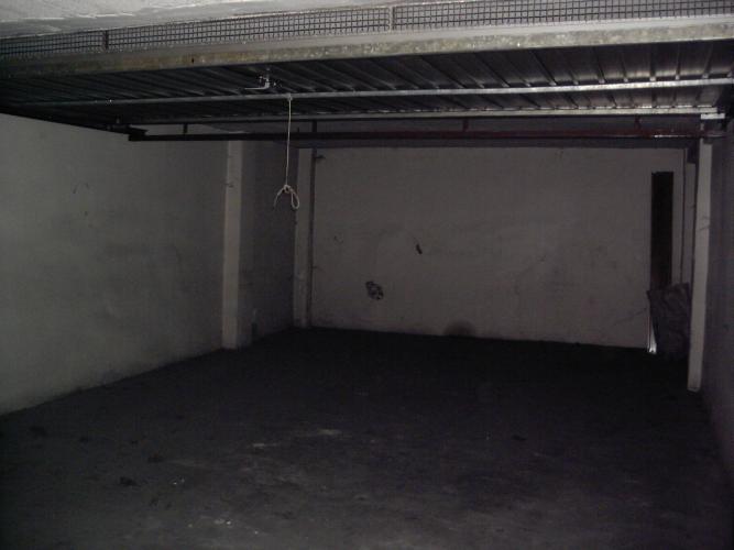 DOS PLAZAS DE GARAJE CERRADAS EN SOTANO COMUNITARIA EN EL CENTRO DE YECLA