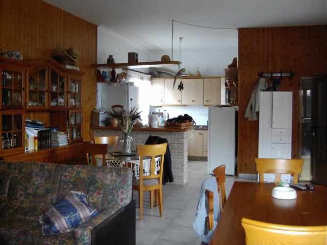 Chalet a 1´5 km. de Yecla