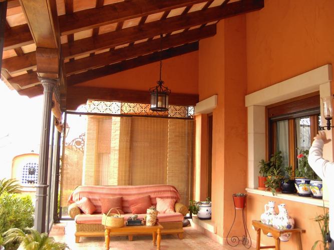 Chalet a 1´5 km. de Yecla