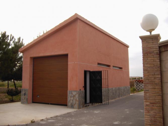 Chalet a 1´5 km. de Yecla