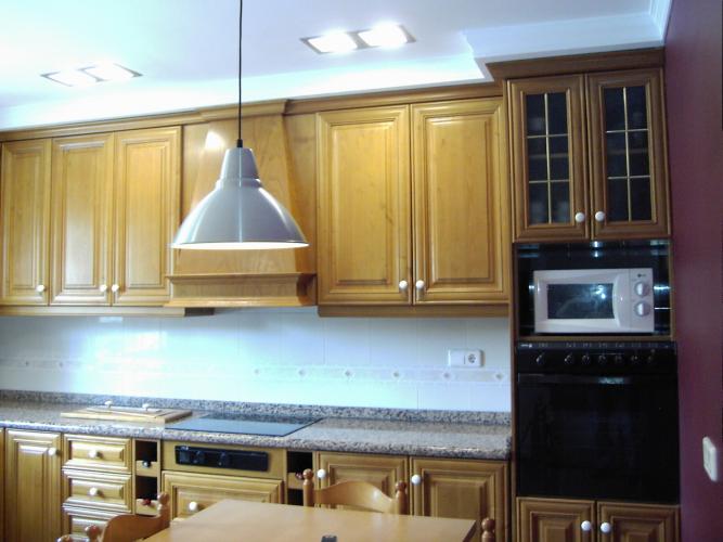 CHALET A 1 KM. CARRETERA DE ALMANSA