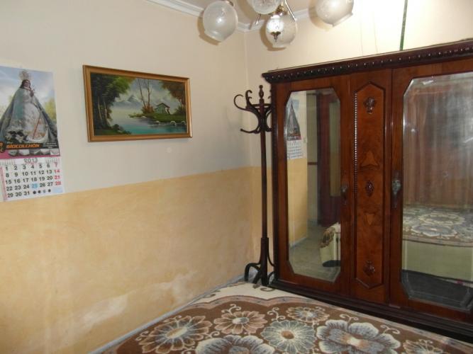 CHALET URBANO EN ZONA MUY TRANQUILA DE YECLA