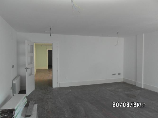 PISO NUEVO A ESTRENAR Y CERCA DE LA NOTARIA DE YECLA